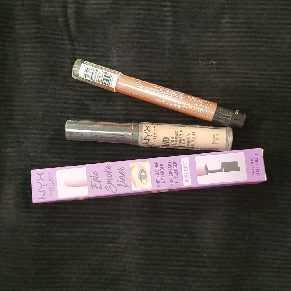 MakeUp Bundle of 3 NYX & Wet n Wild